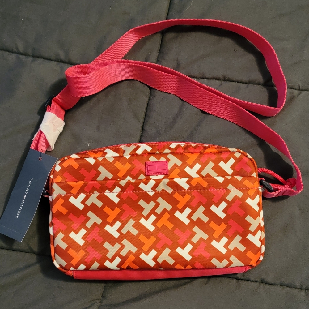 Tommy Hilfiger Crossbody